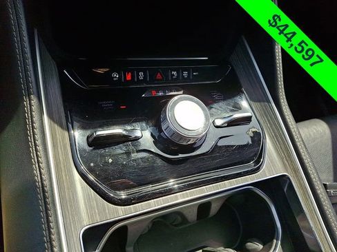 Certified 2024 Jeep Wagoneer Series III image 15