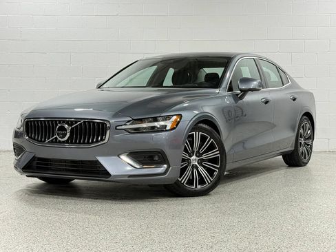 Used 2019 Volvo S60 T6 Inscription AWD/4WD image 2