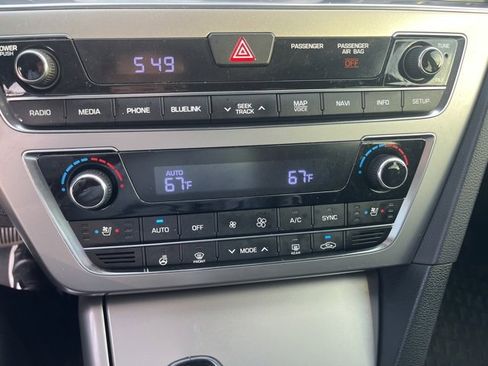 Used 2016 Hyundai Sonata Limited w/ Option Group 05 image 15