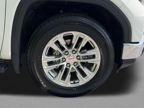 Used 2023 GMC Sierra 1500 SLT w/ SLT Premium Package AWD/4WD image 13