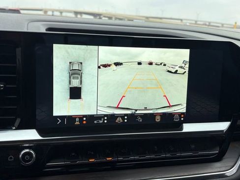 Certified 2024 GMC Sierra 1500 SLT AWD/4WD image 11