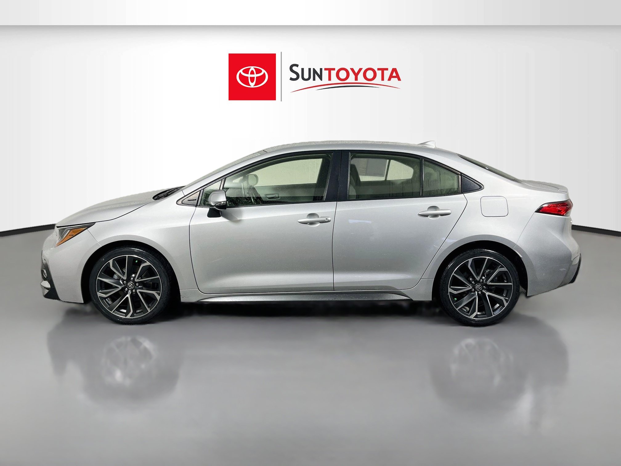 Used 2021 Toyota Corolla SE FWD image 7