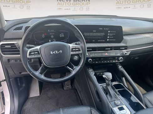 Used 2024 Kia Telluride EX FWD image 10