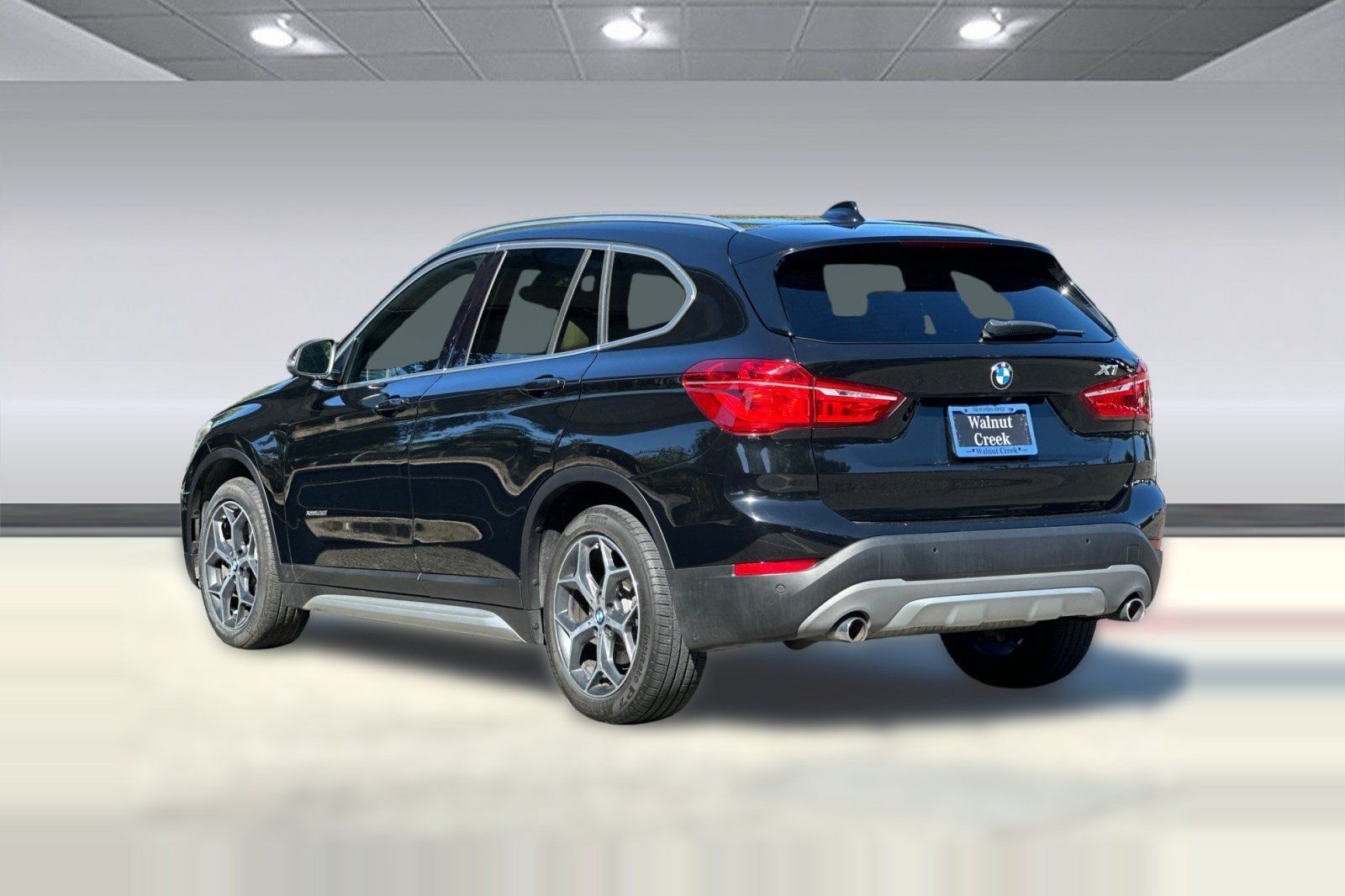Used 2016 BMW X1 xDrive28i AWD/4WD image 3