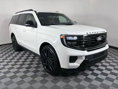 New 2027 Ford Expedition Platinum w/ Stealth Performance Package