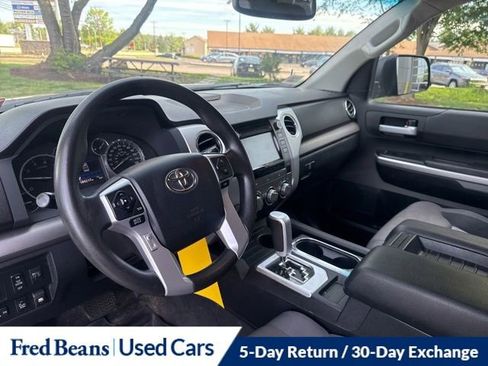 Used 2016 Toyota Tundra SR5 w/ TRD Off Road Package AWD/4WD image 20