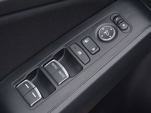 Used 2024 Honda Civic LX image 9