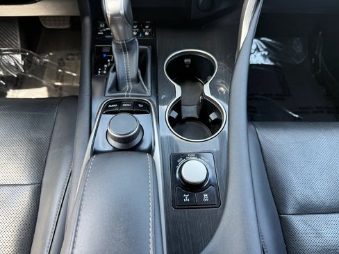 Used 2019 Lexus RX 350L AWD w/ Accessory Package image 26