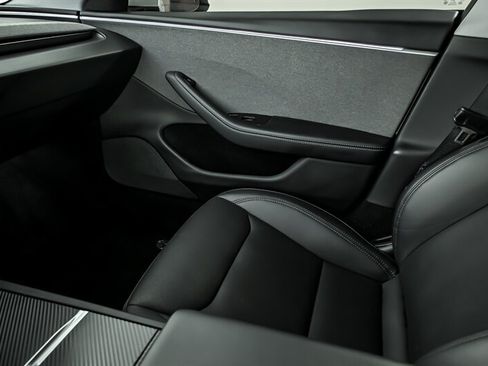 Used 2024 Tesla Model 3 Long Range RWD image 31