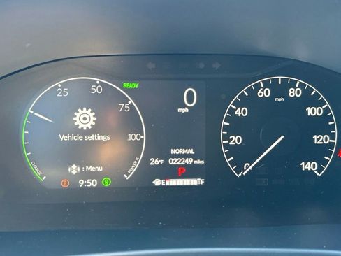 Used 2025 Honda CR-V Sport image 18