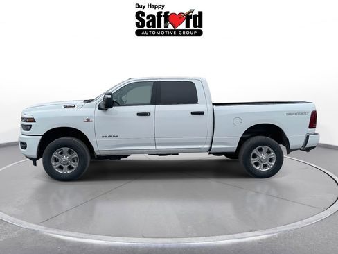 New 2026 RAM 2500 Big Horn AWD/4WD image 4