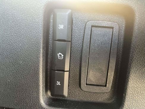Used 2023 Lincoln Aviator Reserve w/ Equipment Group 201A AWD/4WD image 19