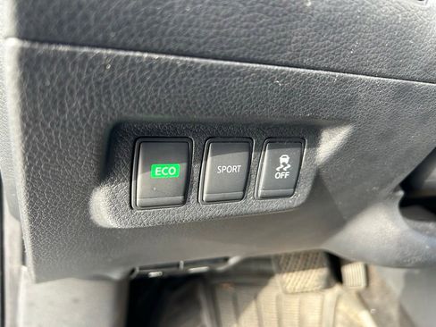 Used 2015 Nissan Sentra SL FWD image 18