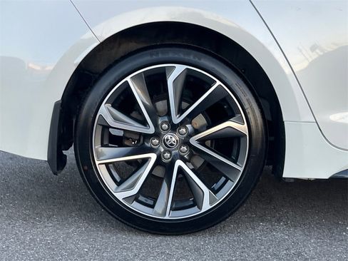 Used 2020 Toyota Corolla SE image 9
