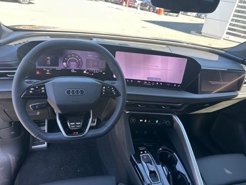 New 2026 Audi SQ5 Premium Plus image 19