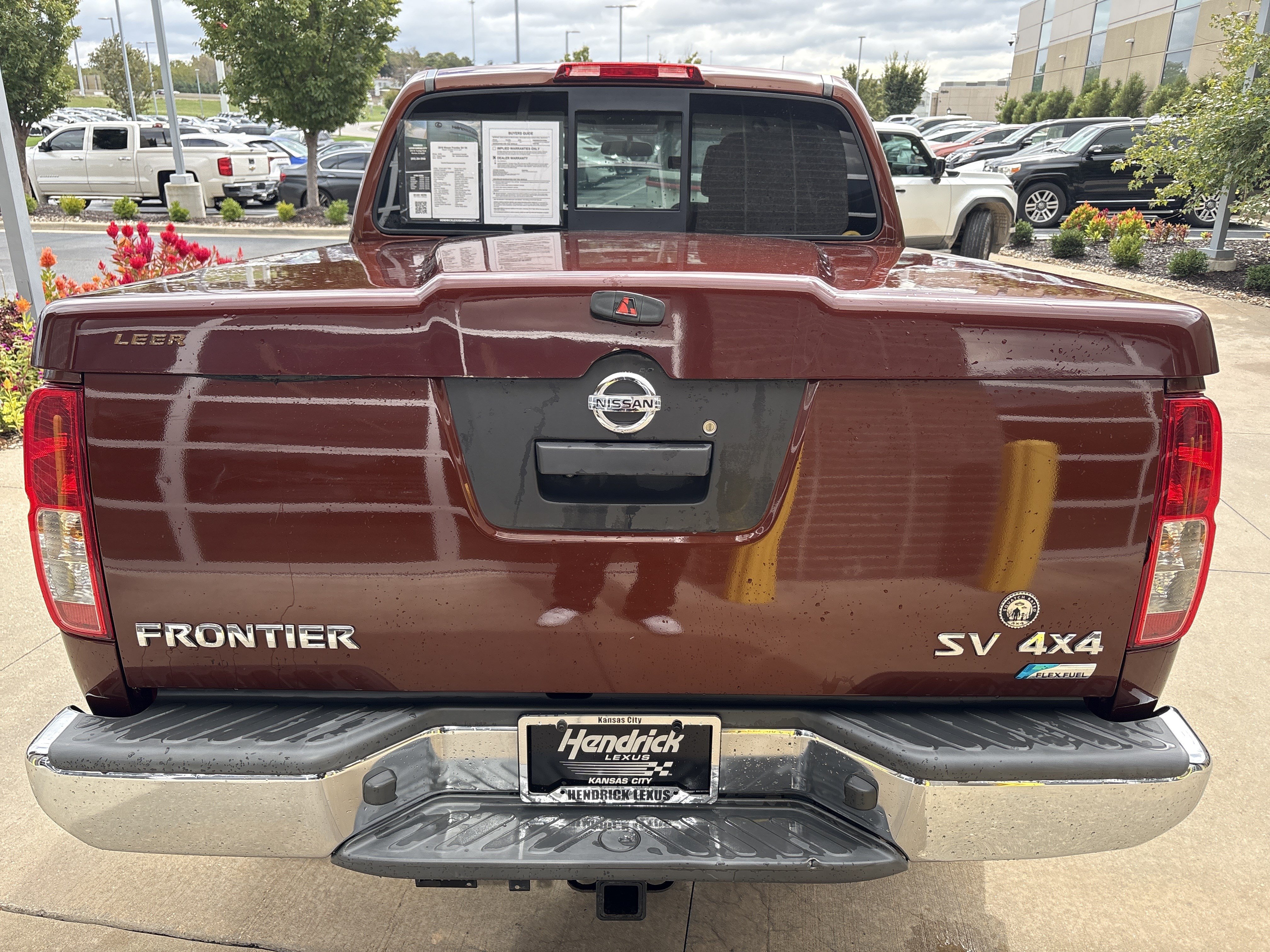 Used 2018 Nissan Frontier SV AWD/4WD image 30