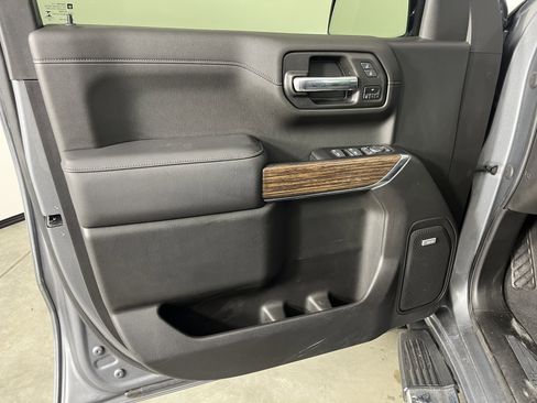 Used 2022 Chevrolet Silverado 1500 High Country w/ Safety Package II image 18