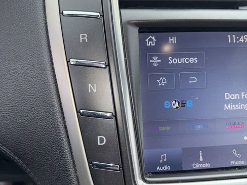 Used 2020 Lincoln Nautilus Reserve w/ Equipment Group 201A image 12