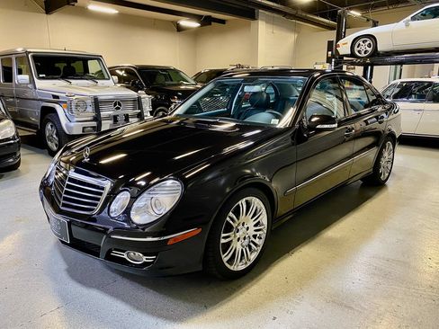 Used 2008 Mercedes-Benz E 350 Sedan image 3