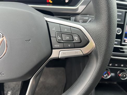 Used 2023 Volkswagen Tiguan S image 19