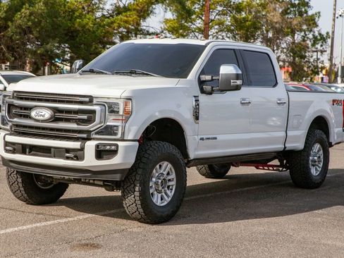 Used 2020 Ford F250 Platinum w/ FX4 Off-Road Package image 9