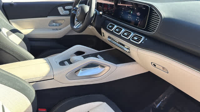 New 2026 Mercedes-Benz GLE 53 AMG 4MATIC image 37
