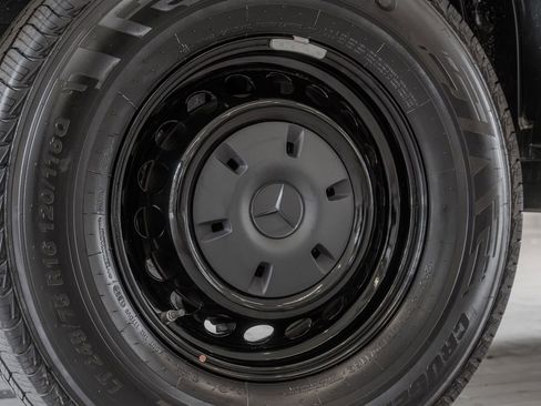 New 2025 Mercedes-Benz Sprinter 2500 image 31