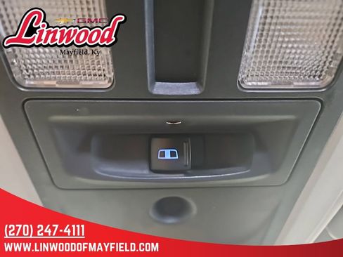 Used 2016 RAM 2500 SLT image 25