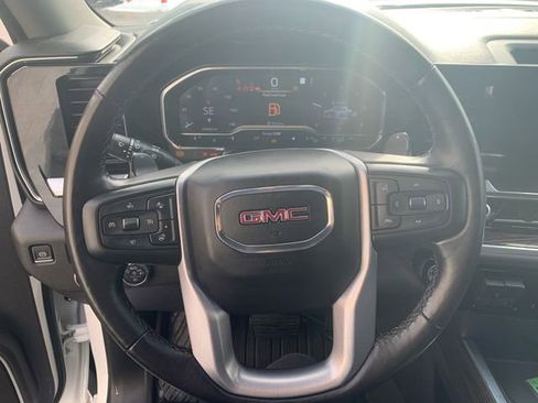 Used 2022 GMC Sierra 1500 Elevation image 22