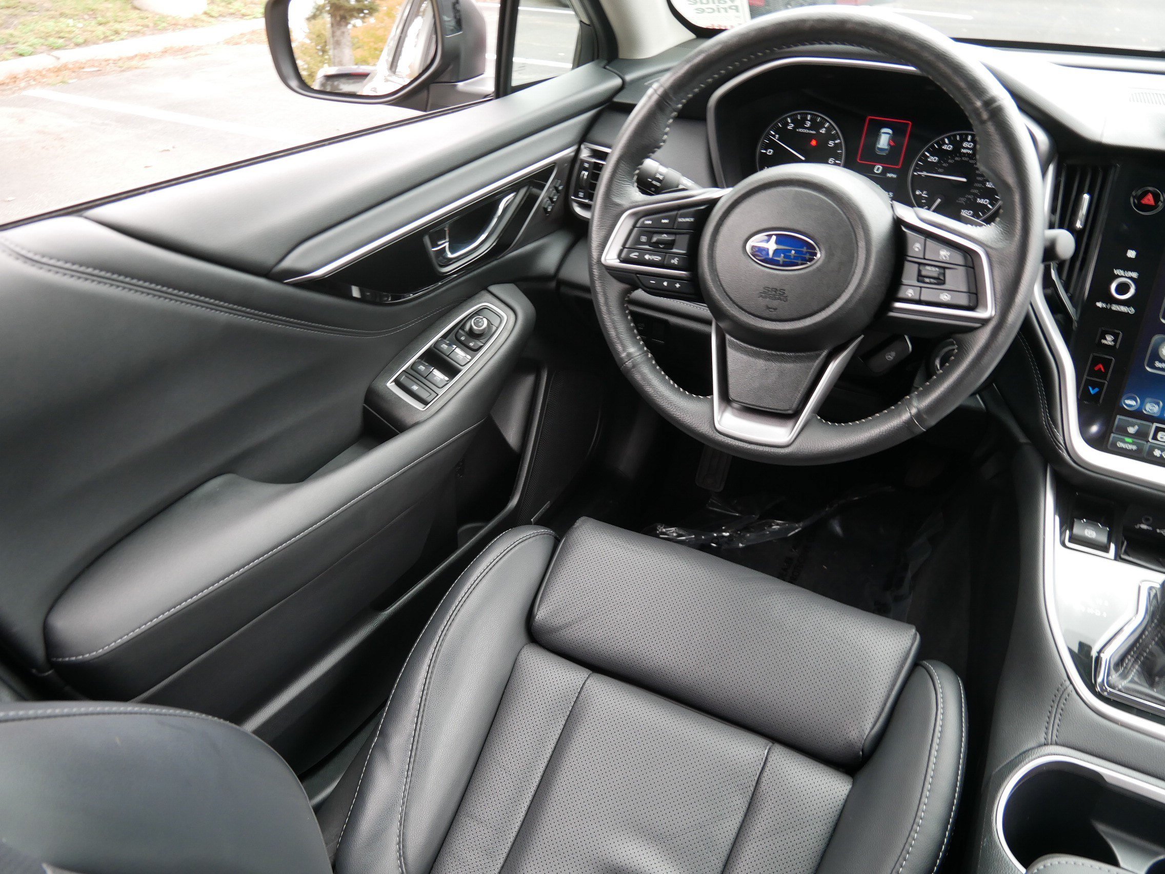 Certified 2025 Subaru Outback Limited AWD/4WD image 9