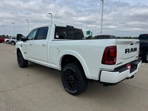 New 2026 RAM 2500 Limited AWD/4WD image 5