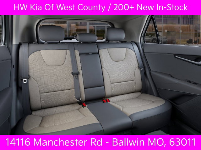New 2025 Kia Niro SX Touring FWD image 16