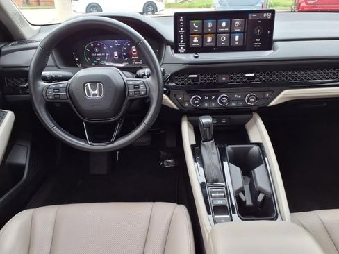 Used 2023 Honda Accord EX-L image 15