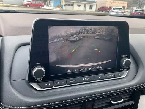 Used 2023 Nissan Rogue SV w/ SV Premium B Package image 20