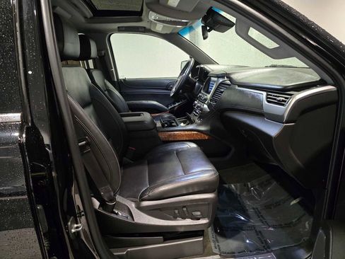 Used 2018 Chevrolet Suburban Premier image 13