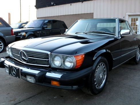 Used 1986 Mercedes-Benz 560 SL image 14