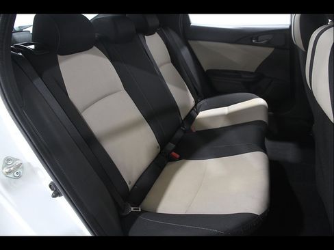 Used 2017 Honda Civic Sport image 16