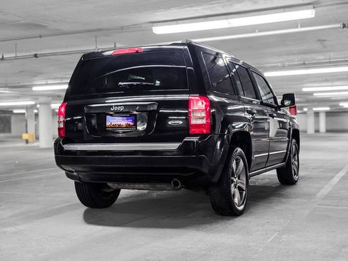 Used 2017 Jeep Patriot Sport FWD image 7