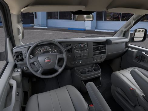 New 2026 GMC Savana 2500 RWD image 15