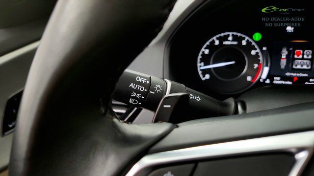 Used 2024 Acura RDX SH-AWD image 58