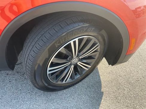 Used 2019 Volkswagen Tiguan SEL w/ 3rd Row Seat Package AWD/4WD image 17