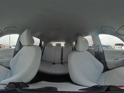 Used 2025 Hyundai Kona SEL image 42