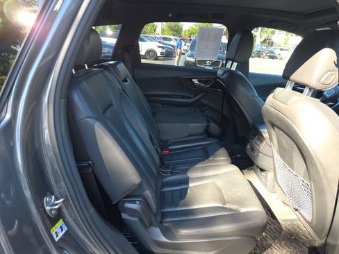 Used 2019 Audi Q7 3.0T Premium Plus w/ Premium Plus Package AWD/4WD image 4