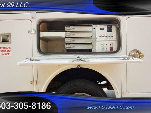 Used 2013 Ford F450 XL image 3