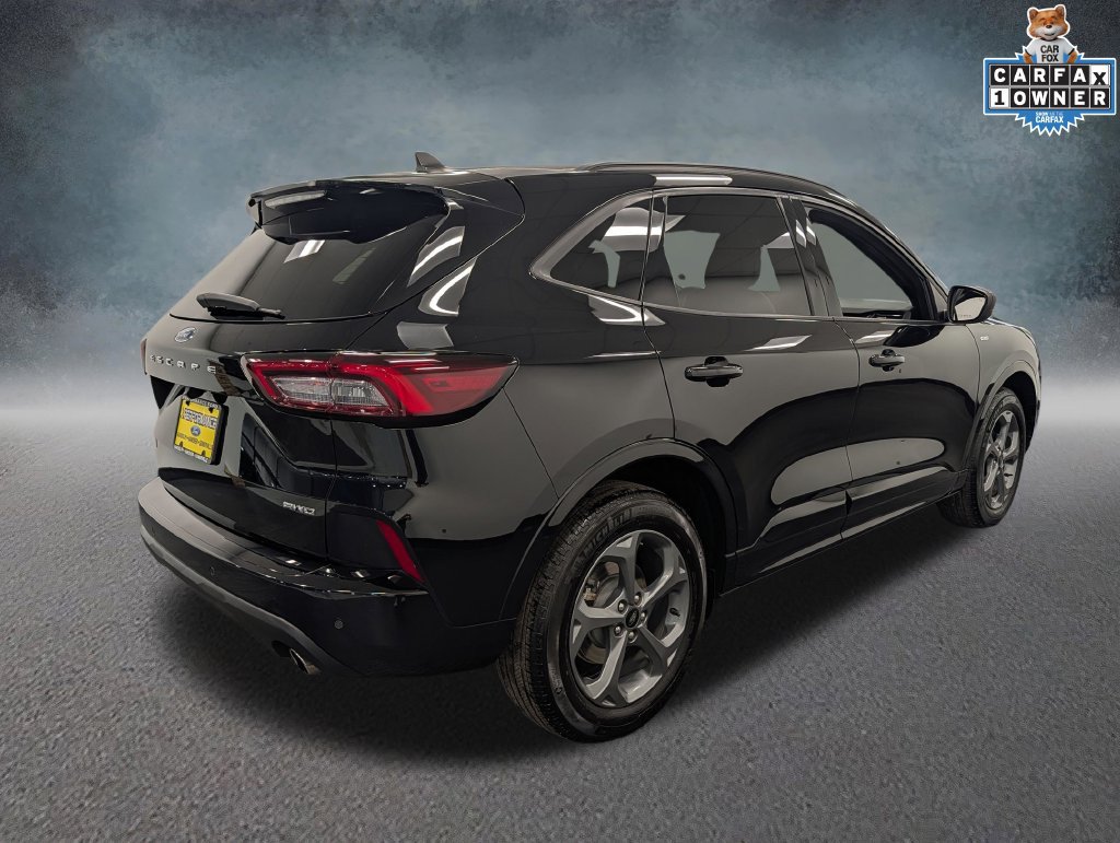 Used 2023 Ford Escape ST-Line w/ Tech Pack #1 AWD/4WD image 5