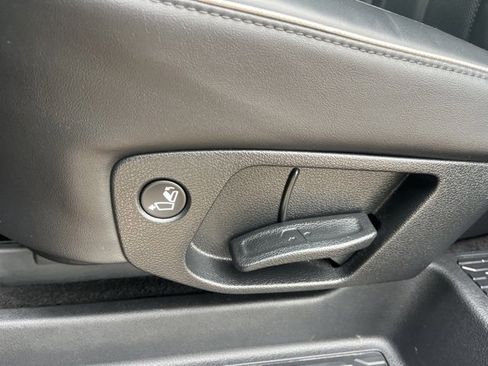 Used 2024 Hyundai Palisade Calligraphy image 39