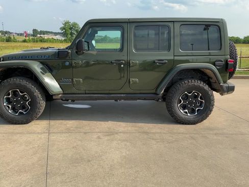 New 2023 Jeep Wrangler Unlimited Rubicon 4xe w/ Cold Weather Group image 5