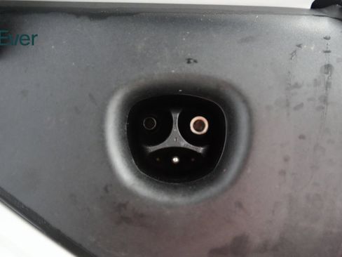 Used 2020 Tesla Model 3 Standard Range image 24