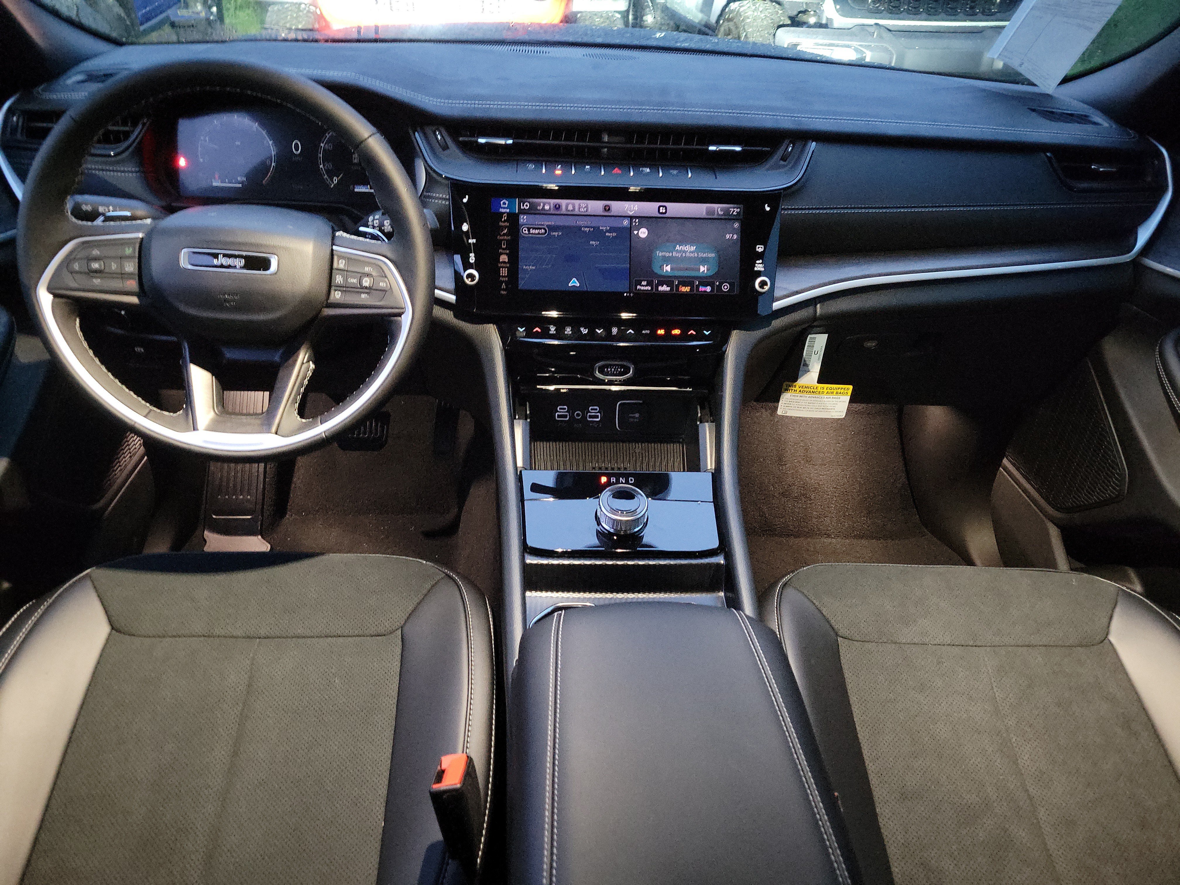 New 2027 Jeep Grand Cherokee Altitude RWD image 7