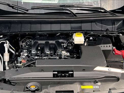 New 2026 Nissan Pathfinder SL FWD image 16